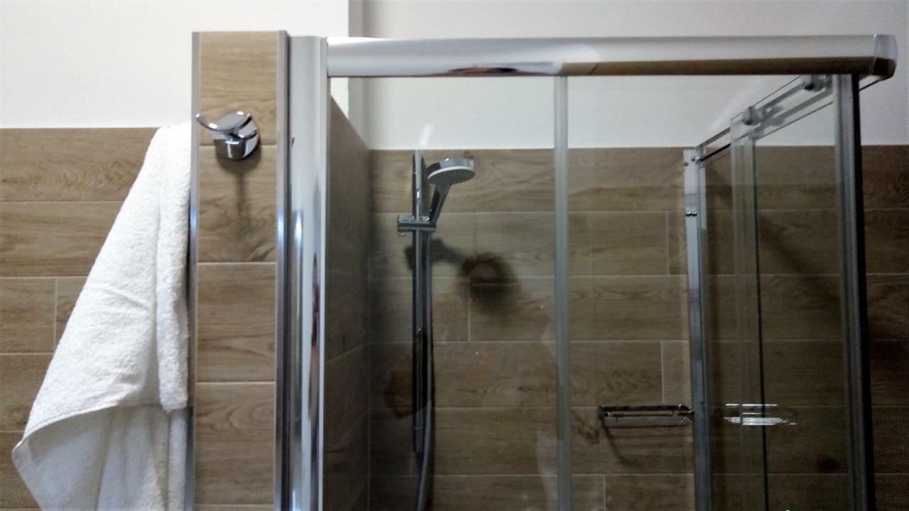 Lovely, Charming And Quiet Apartment In The Centre Air Conditioned And Free Private Garage Комо Экстерьер фото